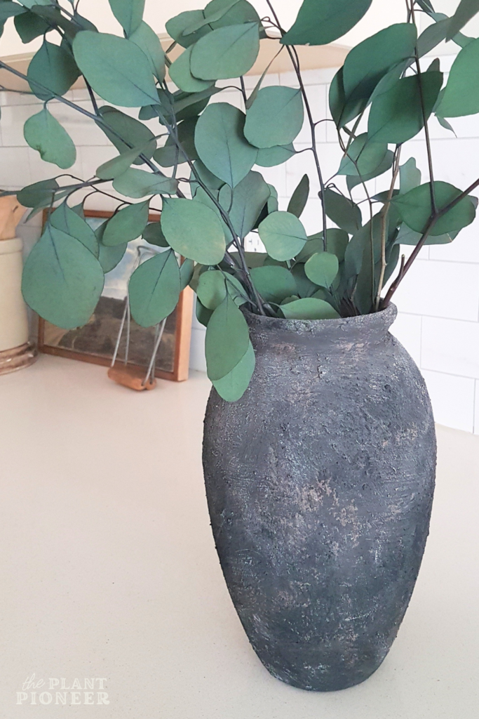 DIY: Turn an Outdated Vase into Old-World Pottery