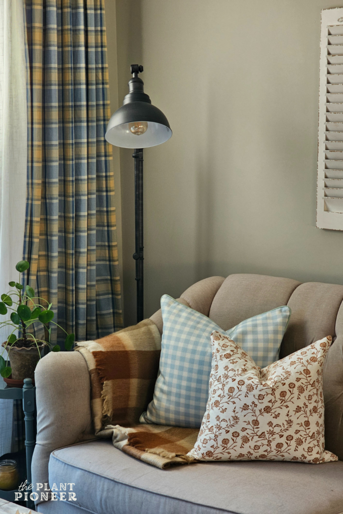 How to Create a Cozy & Healthy, Non-Toxic Home